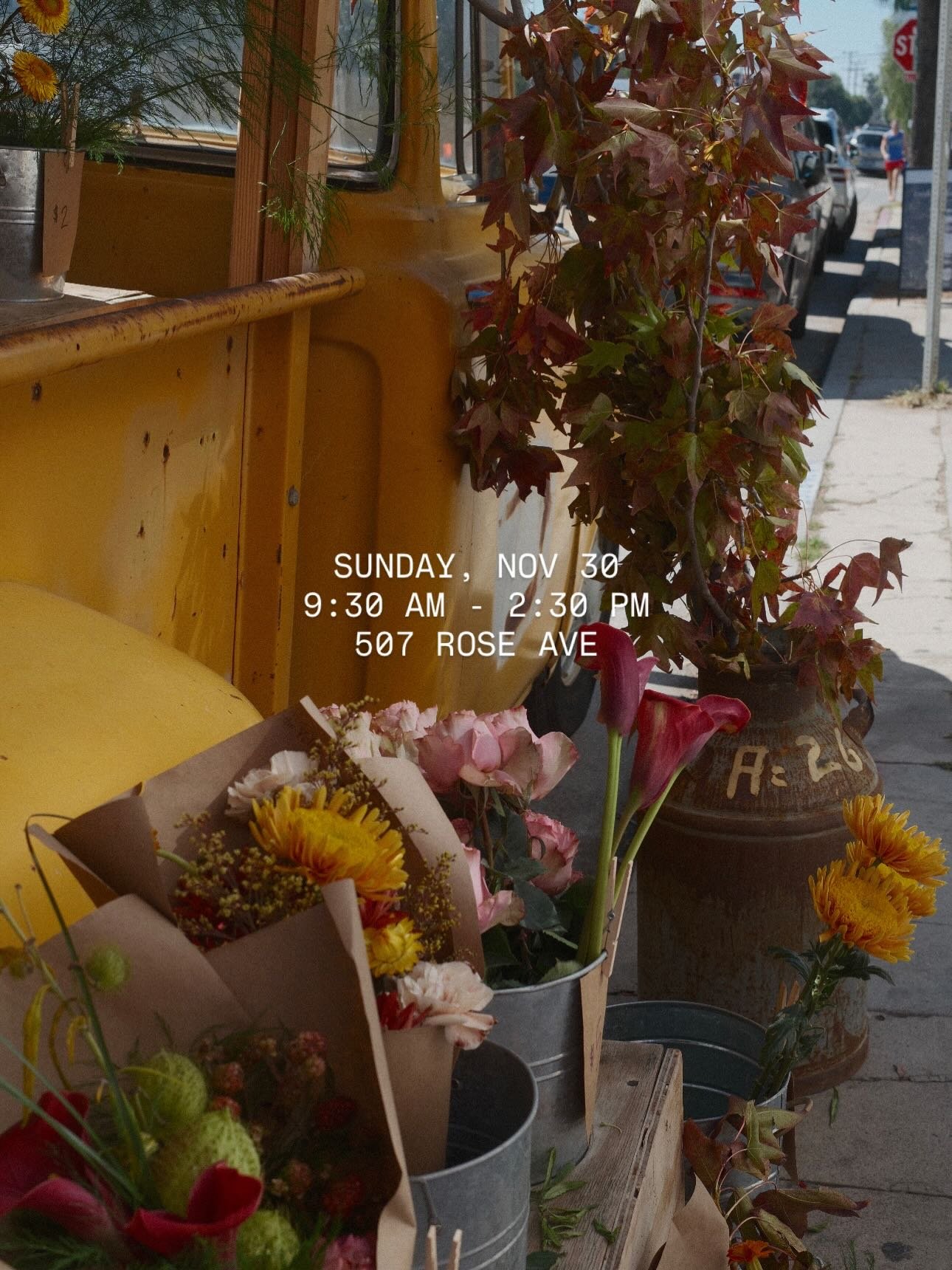 Hope everyone had a wonderful Thanksgiving. Let&rsquo;s end the holiday weekend right with an impromptu pop-up tomorrow. Nothing beats fresh flowers 🌸

Now that the holiday season is officially here, I&rsquo;ve got something special coming&hellip; s