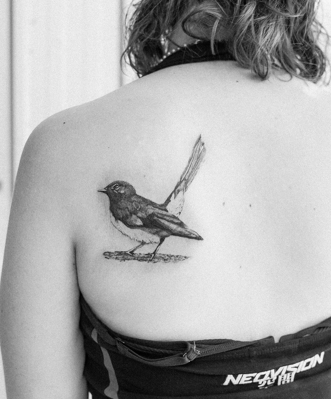 Willy wagtail design based off a friends design for @beefzgb 😍
I always LOVE hearing the meaning behind tattoos and their significance 🫶
.
.
.
#WillyWagtailTattoo #BirdTattoo #FineLineTattoo #CustomTattooDesign #TattooArtistAustralia #FloraAndFauna