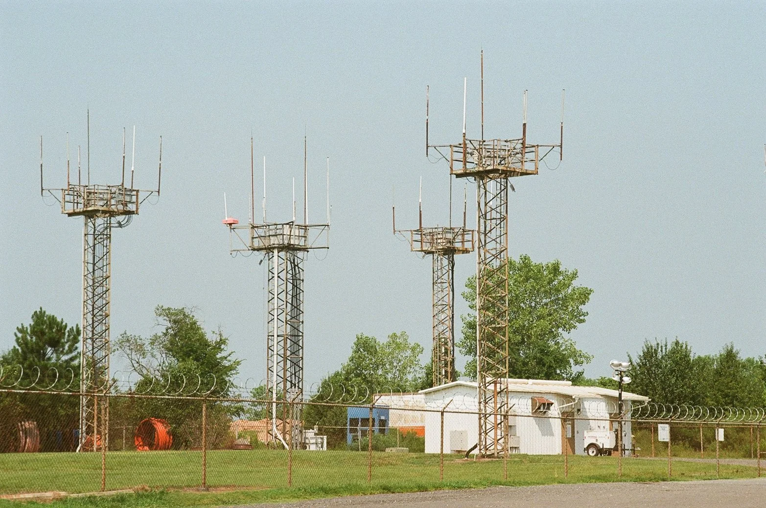 000825400013.jpg