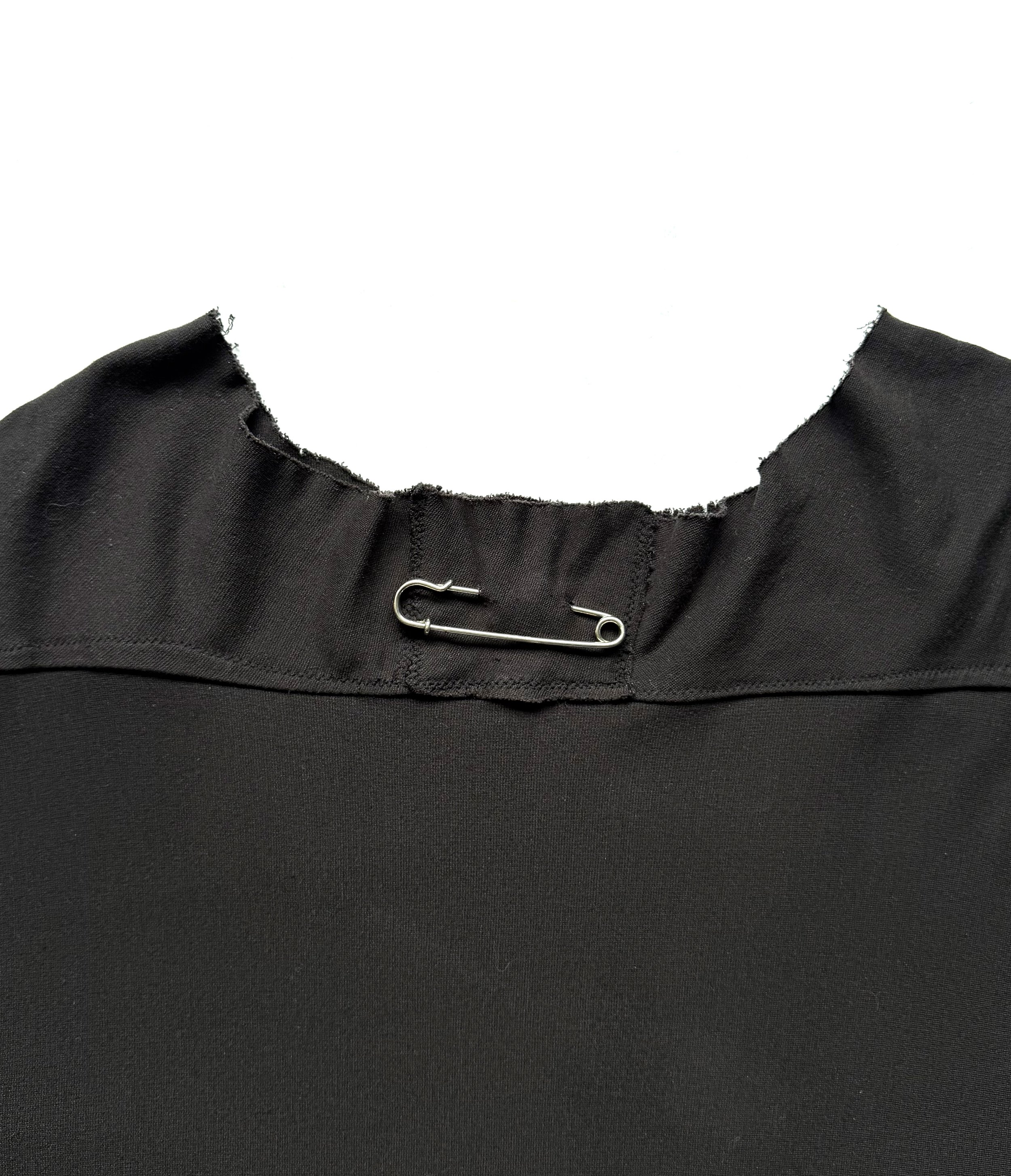 LONGSLEEVE DETAIL2.jpg
