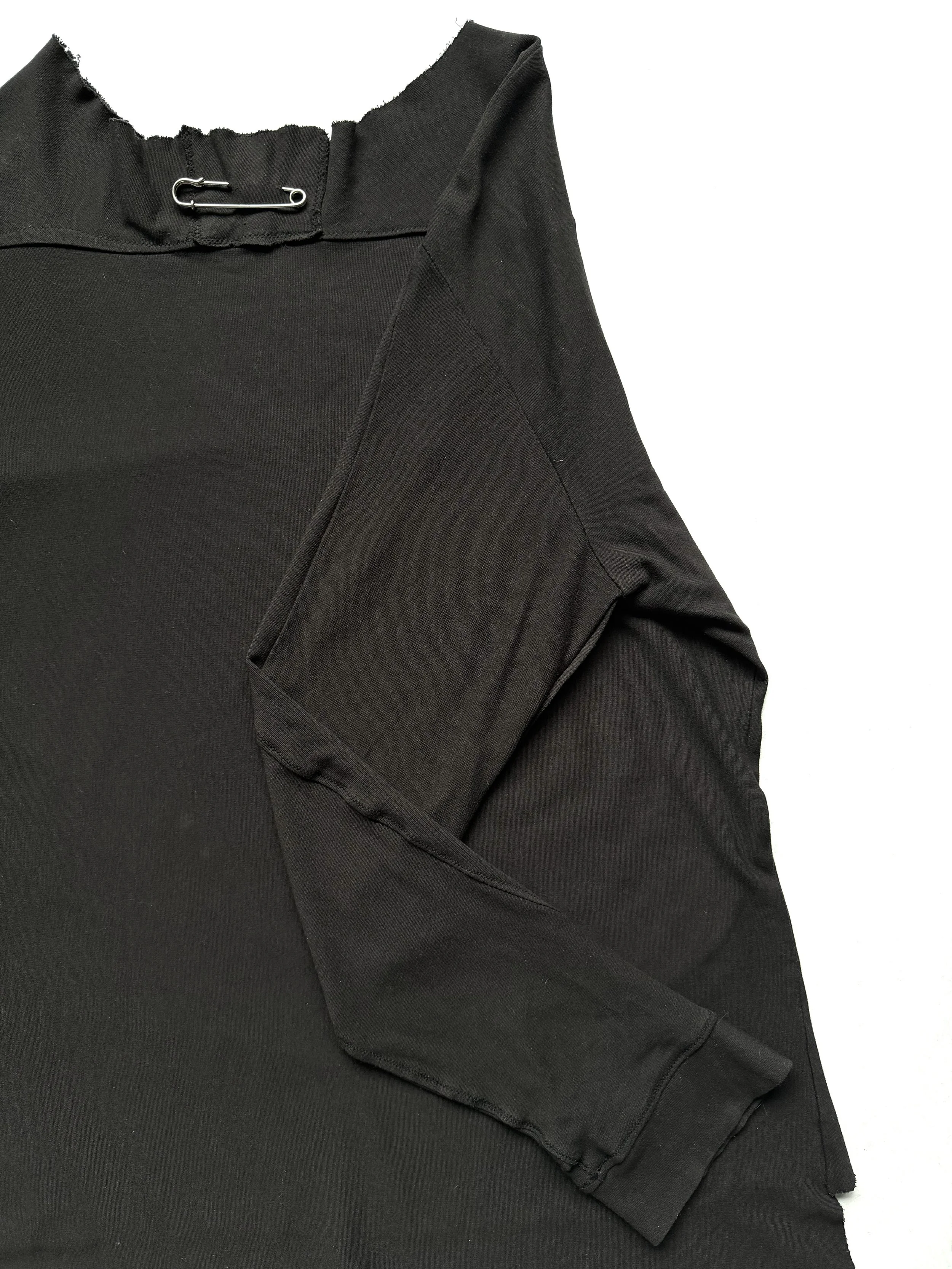 LONGSLEEVE DETAIL1.jpg