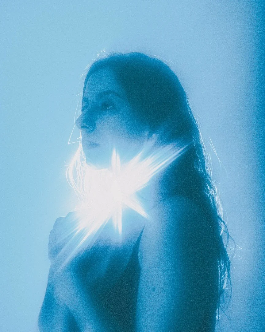 I&rsquo;m blue, if I was green I would die

#selfportrait #selfportraits #portraitphotography #photography