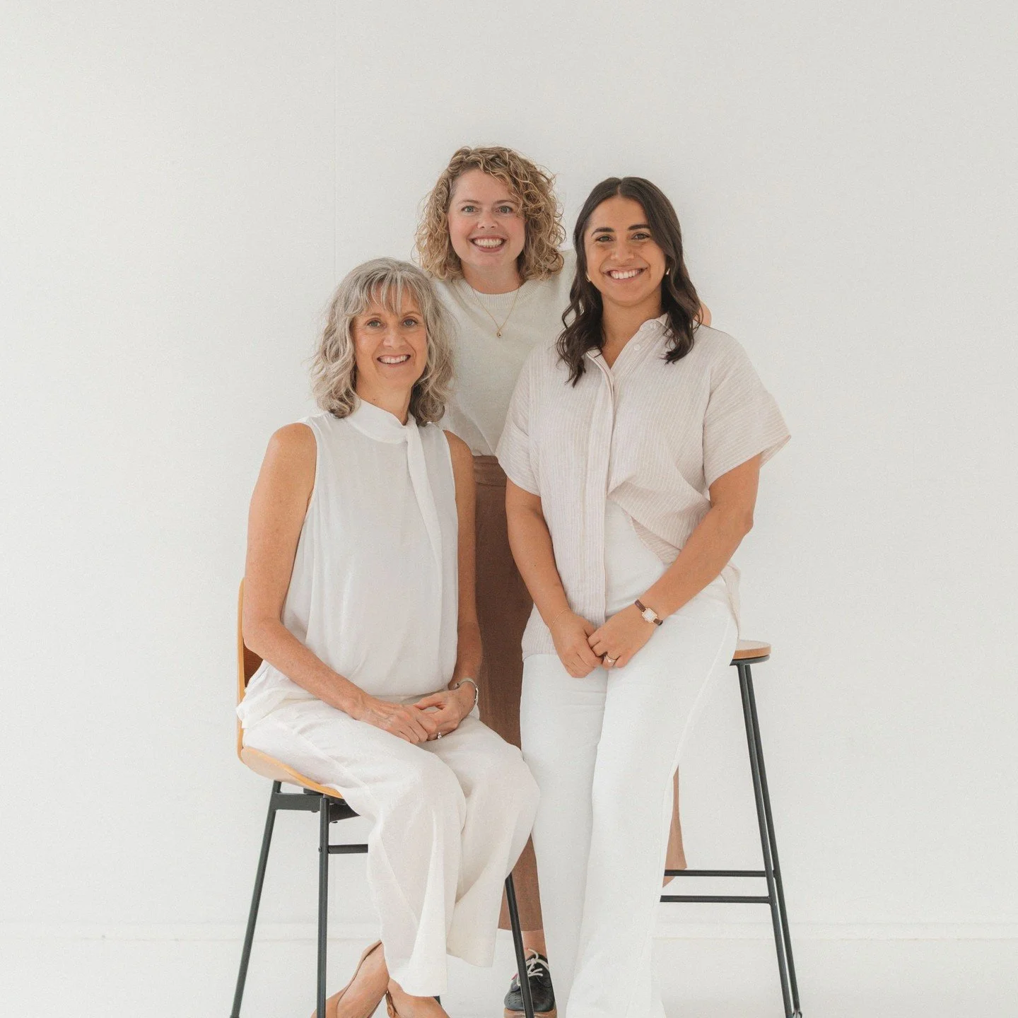 If you&rsquo;ve been thinking,⁠
⁠
&ldquo;I&rsquo;d love to speak&hellip; or teach&hellip; or mentor one day&hellip;&rdquo;⁠
⁠
This is your nudge.⁠
⁠
You don&rsquo;t have to wait until you feel ready. You don&rsquo;t need a stage or a course or a perf