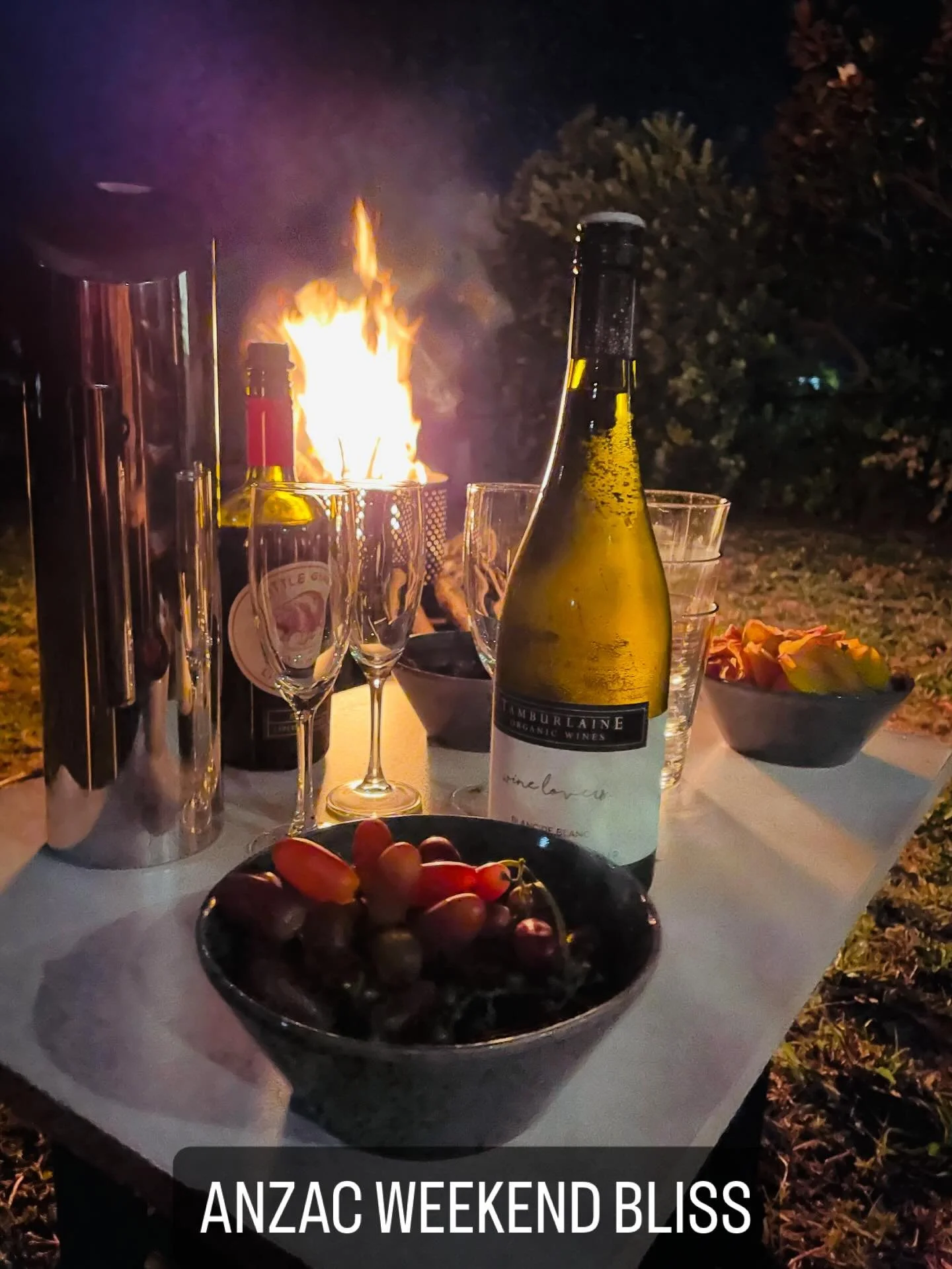 Bonfire, wine and lovely company.
A quiet moment to reflect, connect and be grateful this ANZAC weekend.
#anzacday #lestweforget