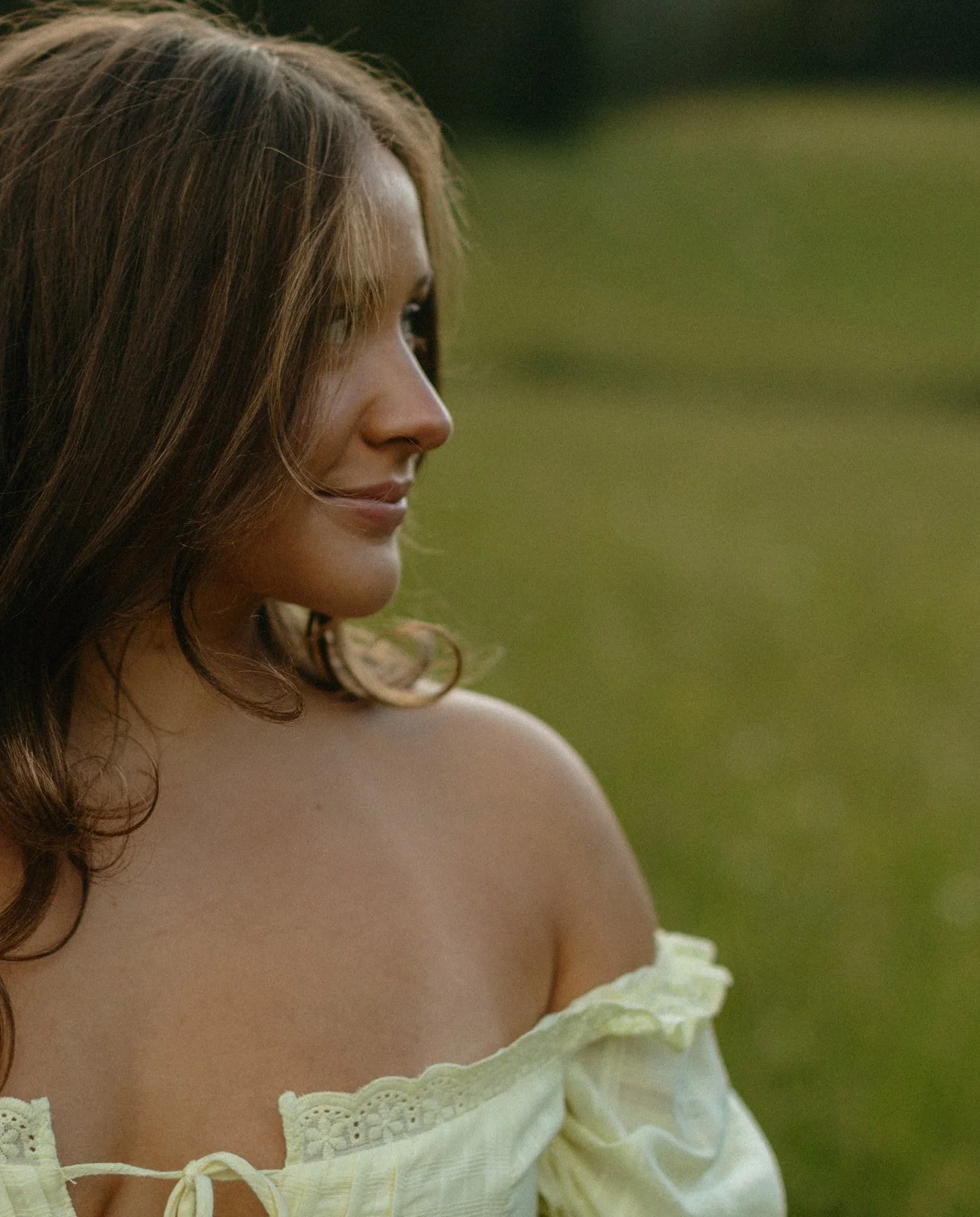 High school girl senior portraits in the Bridger Mountain Range