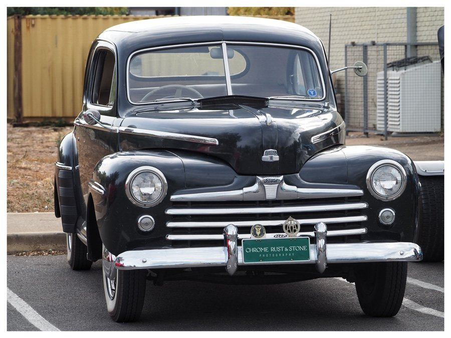 Super-Deluxe-Ford-Coupe-V8.jpg