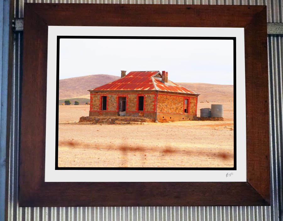 Barren---Mid--North-Dark-Stained-Oak-Frame.jpg