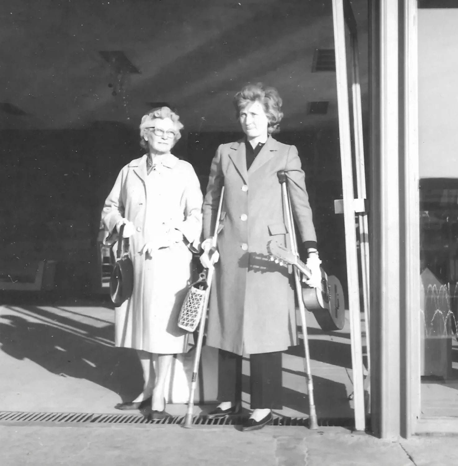 Helen Stein Johnson with her daughter, Anna Dagny Johnson, in Mexico.