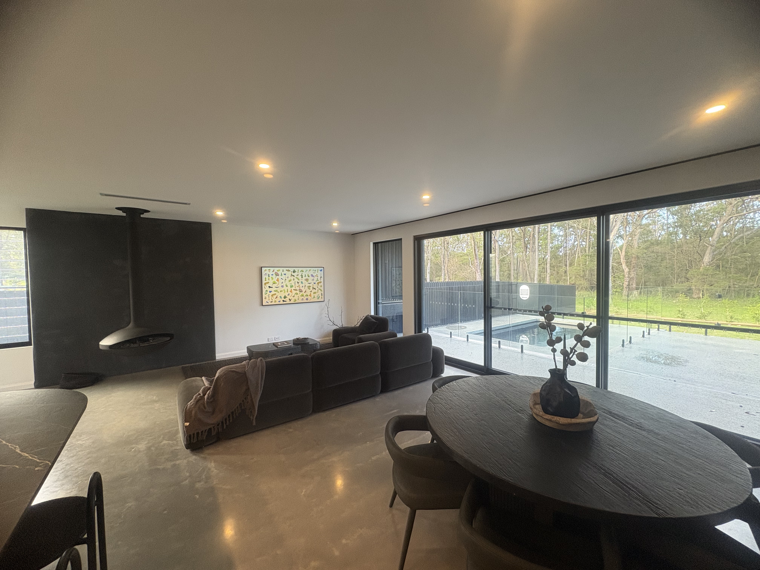 huskisson duplex-living room