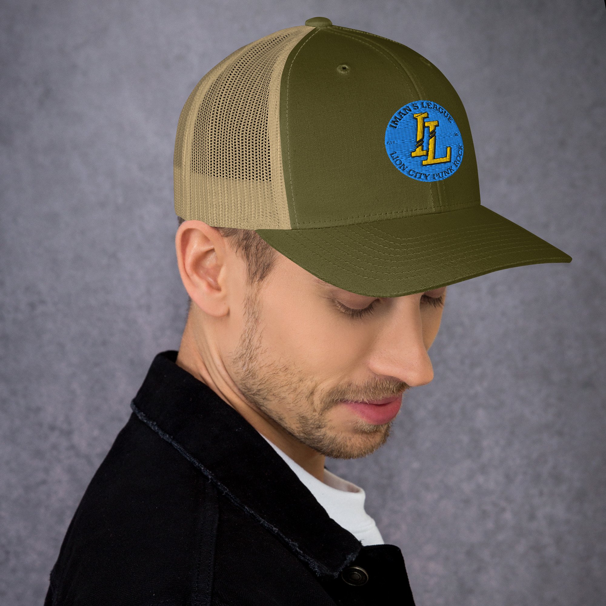 retro-trucker-hat-moss-khaki-right-678a90828fec2.jpg