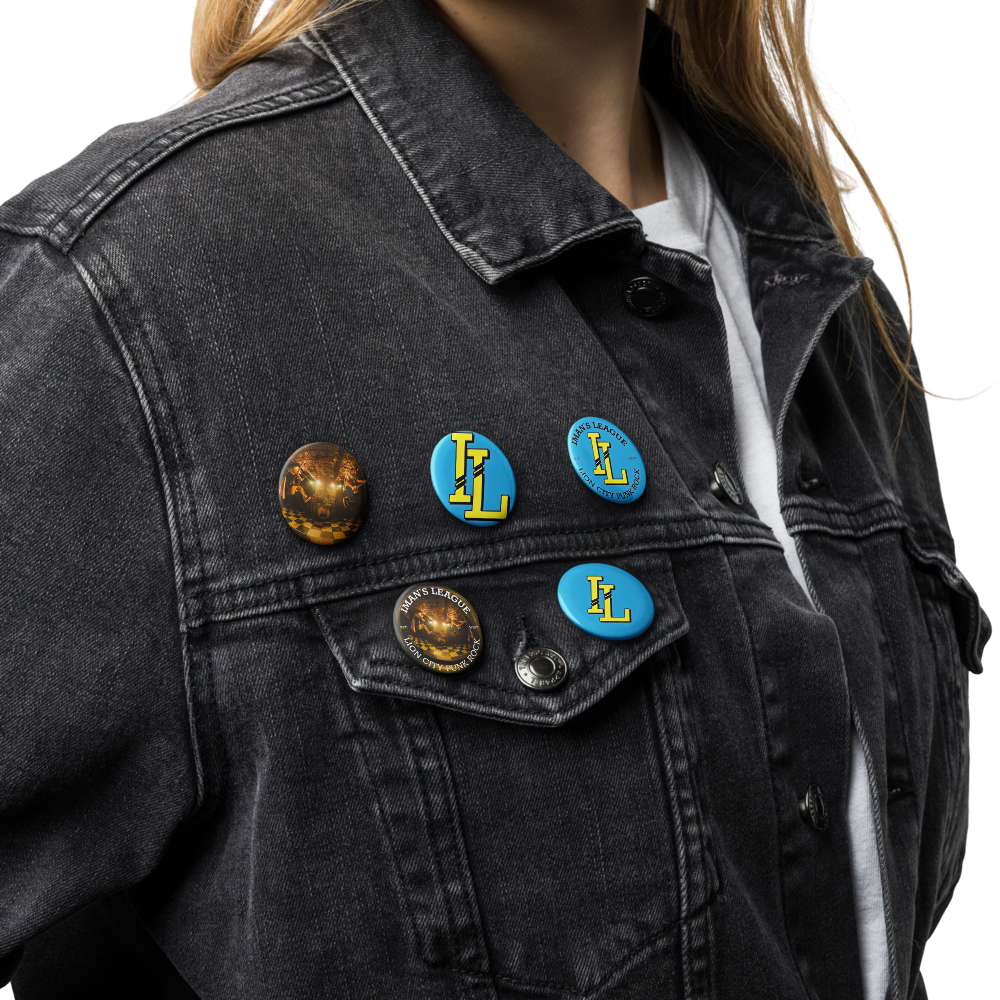 set-of-pin-buttons-white-1.25-front-6747fa3d36dd0.png