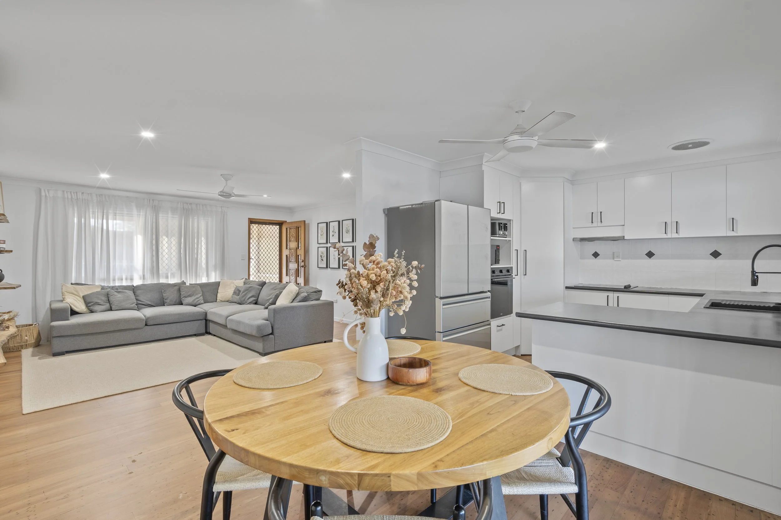 148 Logan St, Eagleby QLD 4207, Australia (9).jpeg