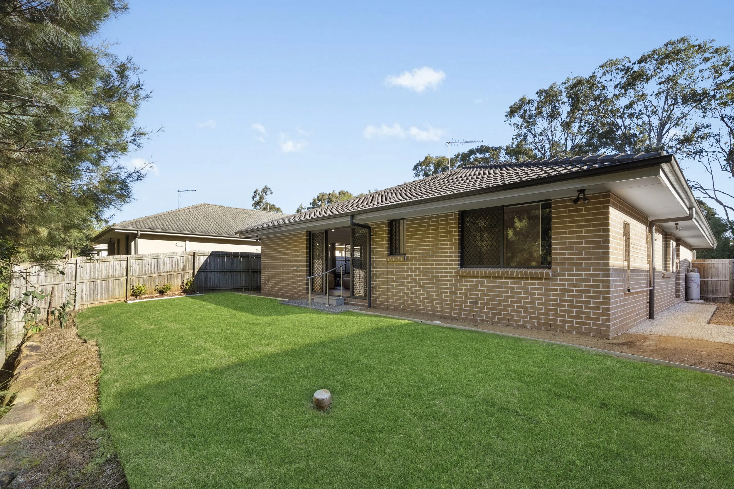 31 Pyrus Pl, Redland Bay QLD 4165, Australia (18).jpeg