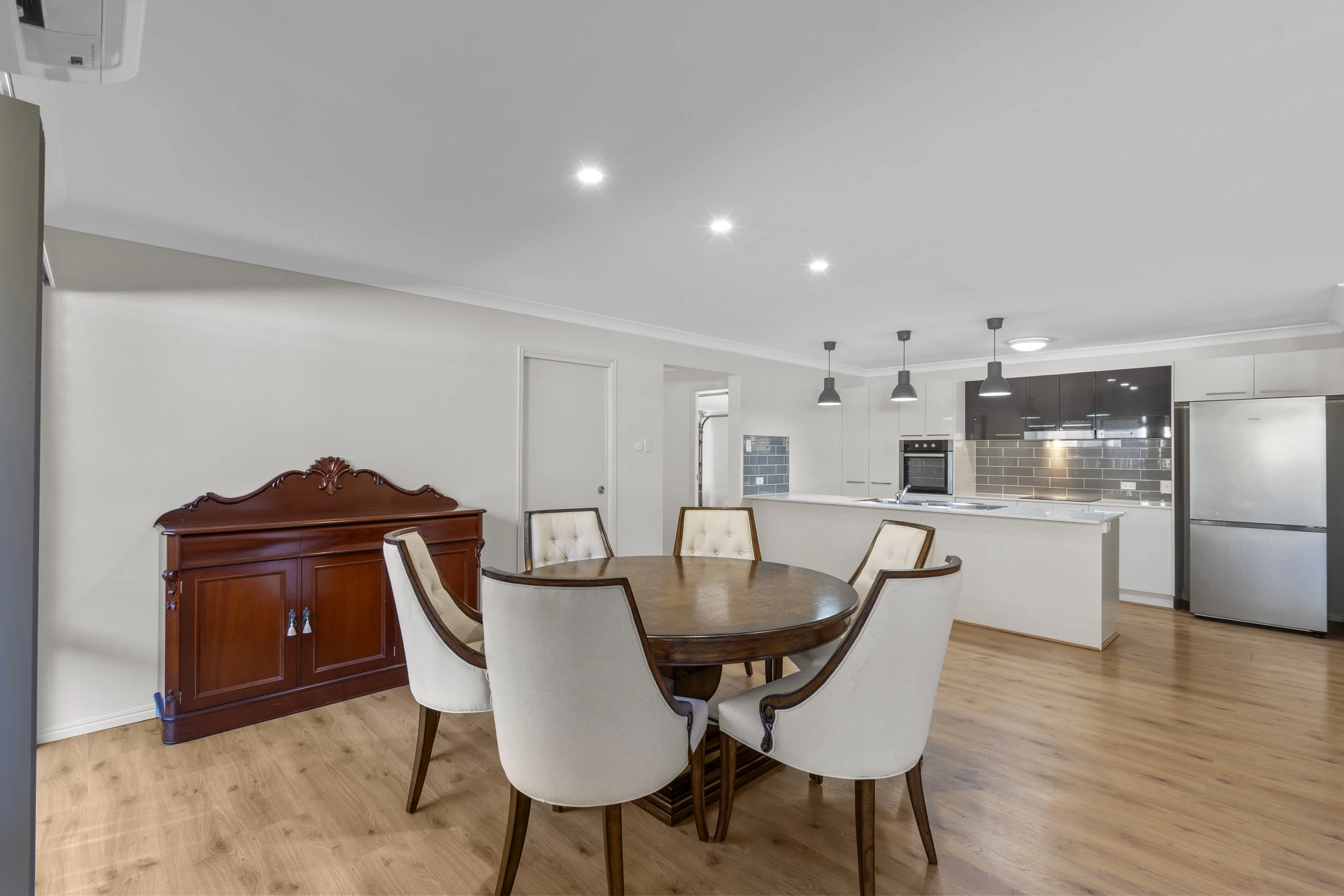 31 Pyrus Pl, Redland Bay QLD 4165, Australia (13).jpeg