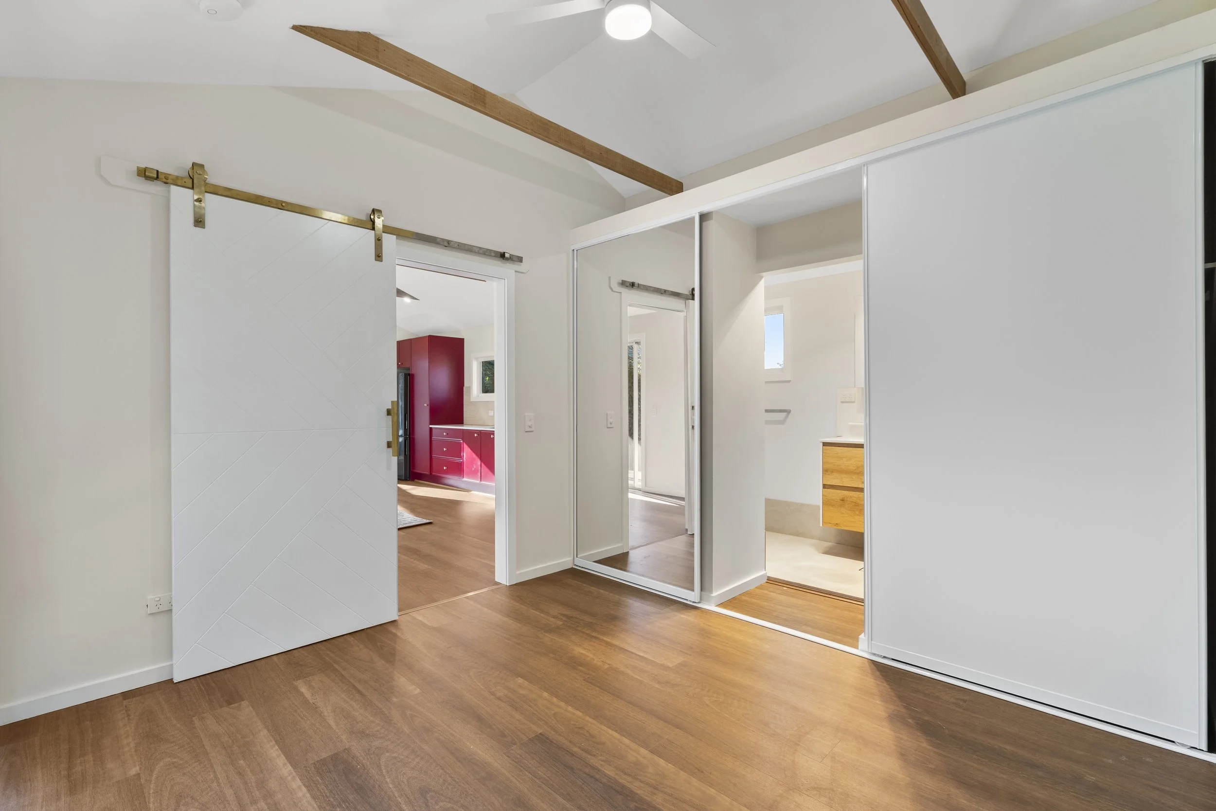 19 Justin St, Holland Park West QLD 4121, Australia (5).jpeg