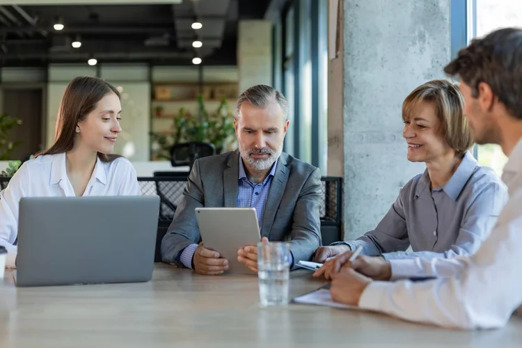 Connected Network Solutions for Repair Partners