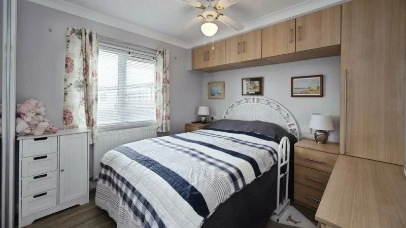 Residential Sales SH-00J Photo 2012 Pathfinder Ferndale 34x20-2 (12PFMW0588) Bedroom 1.jpg