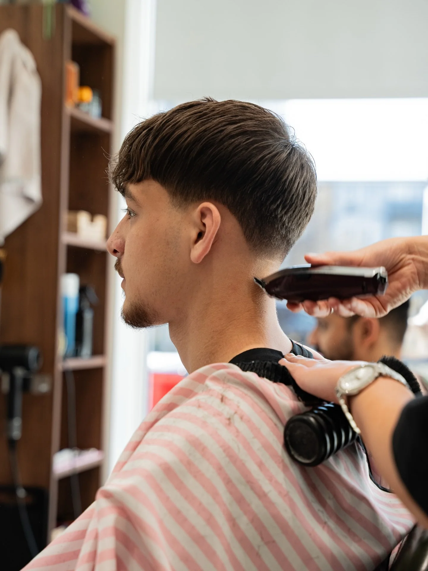 We know it&rsquo;s Christmas and you&rsquo;ve got lots to do, but don&rsquo;t forget your haircut!

Booking is now easier than ever on our new app. Download it from the App or Google Play Store. Search Cresswell Barber.

We have a few spaces left wit