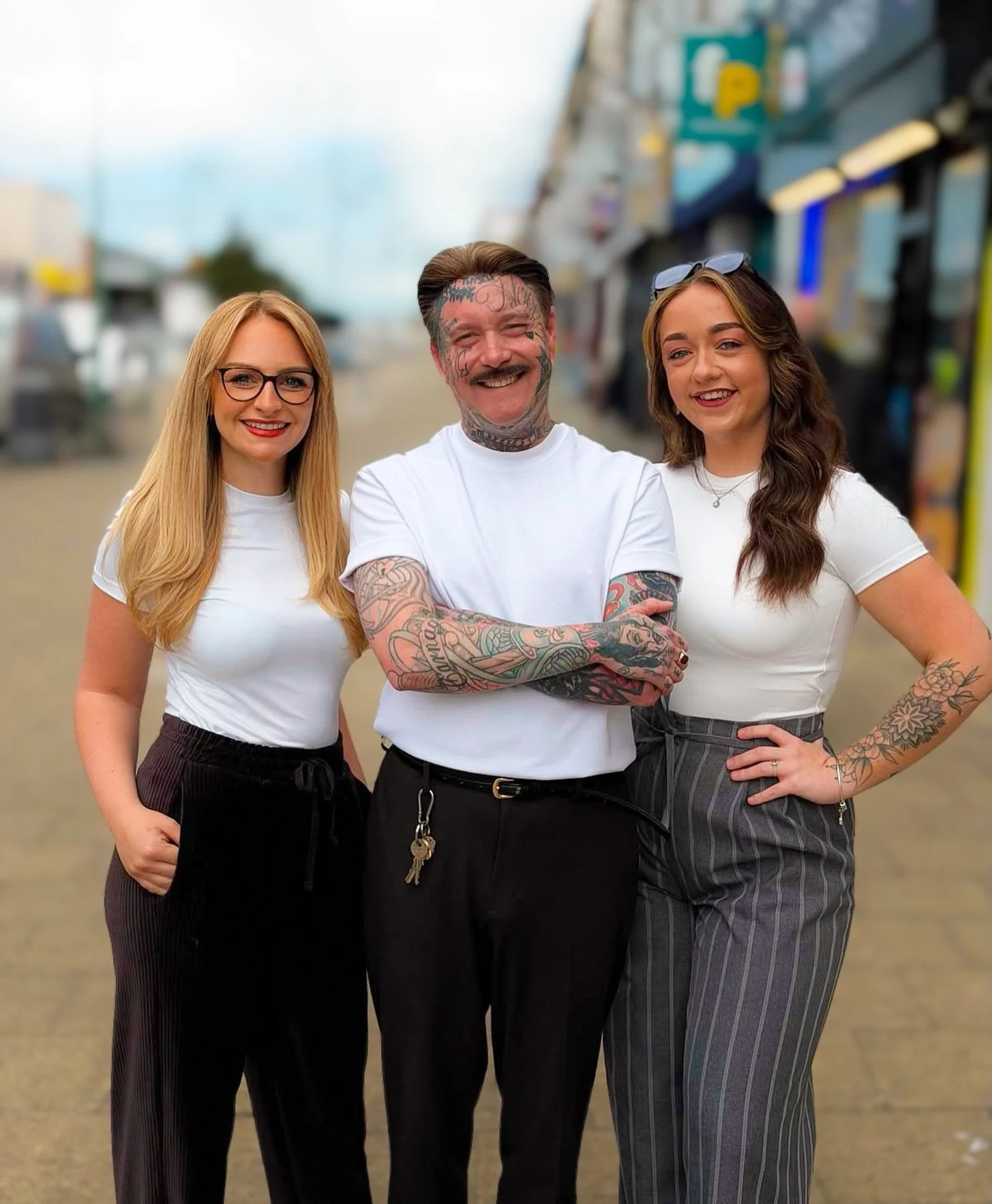 3,852 DAYS &amp; INFINITE GRATITUDE 🙏🏼

Sole ownership of Cresswell Barber Co. has been a wild ride of hilarious, amazing times mixed with stressful &amp; often extremely tiring days. A huge thank you goes to my incredible team and clients for alwa