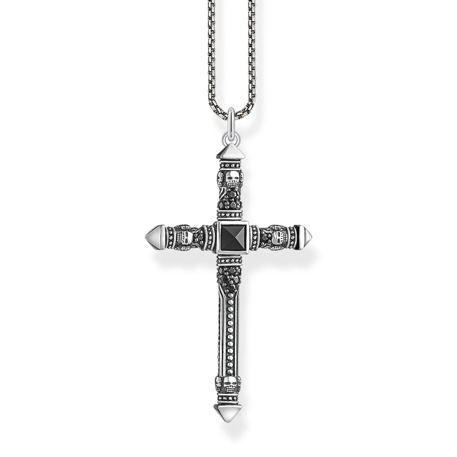 Cross pendant necklace