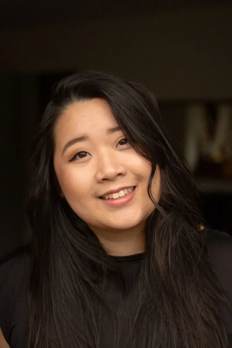 Mia, wedding content creator based in Mexico, capturing authentic moments from the bridesmaid's perspective