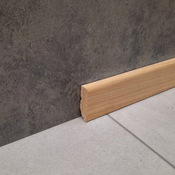 Battiscopa rovere 40x13QR ES.jpg
