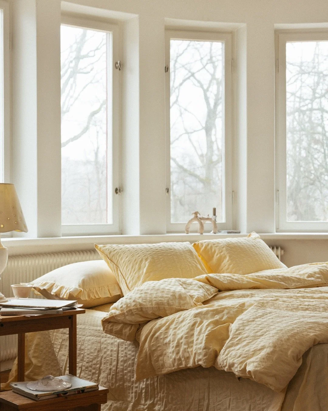 Midnatt is expanding its offering with a new bedding collection in seersucker, where sustainability, design and comfort come together in a modern take on a classic material.

Made from 100% organic, GOTS-certified cotton and designed in an updated &l