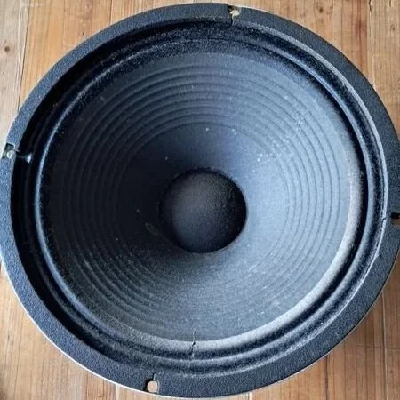 celestion-v-12-60-side.jpg