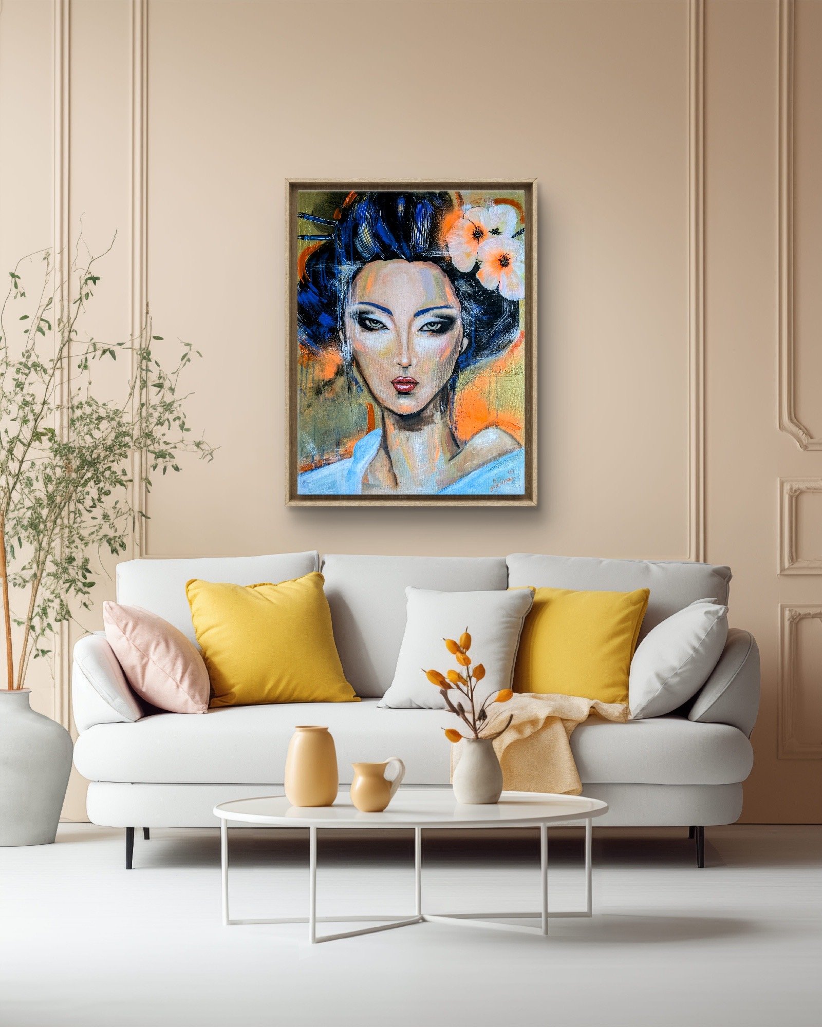 Tableau contemporain La Geisha Dorée, portrait d’une geisha japonaise réalisé en acrylique, avec des teintes dorées, bleues et orange, sur une toile de 60x80 cm.