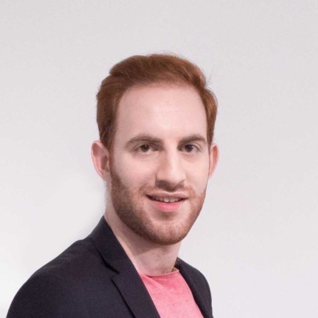 saul sampson headshot.png