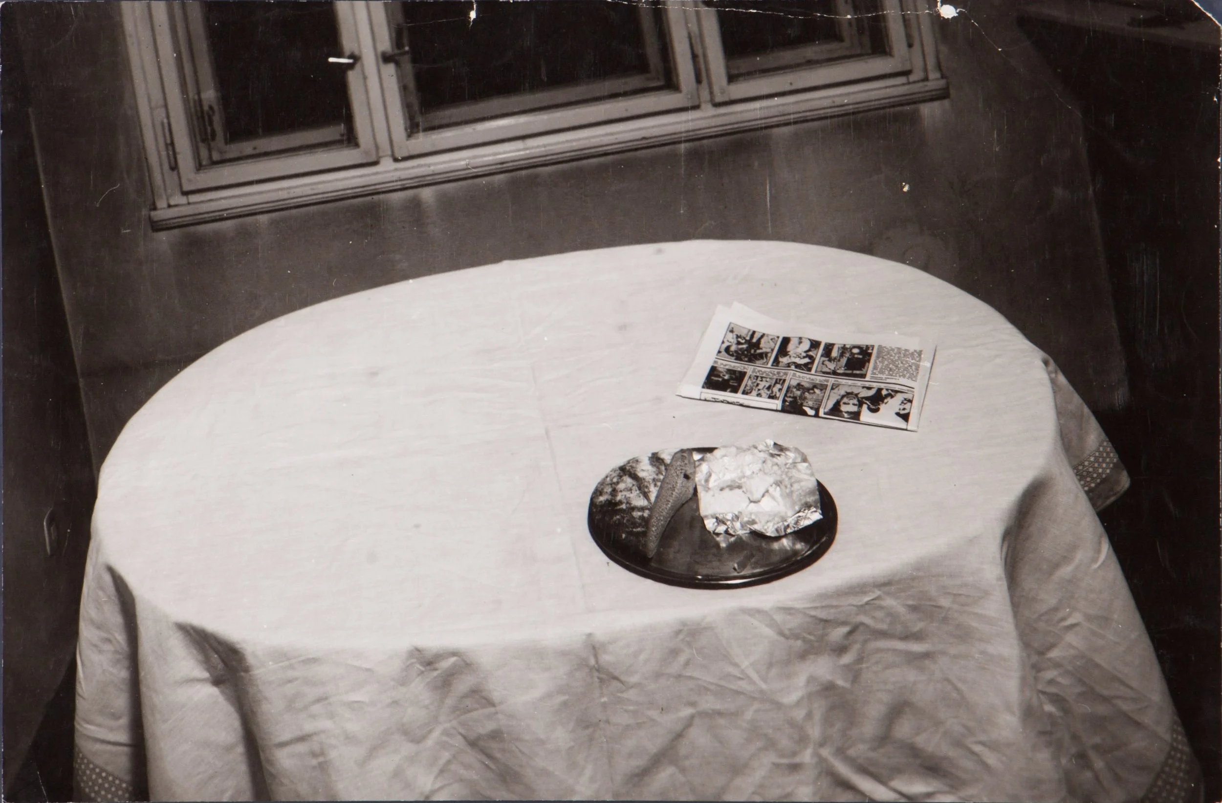 Svoboda_Bez názvu (Stůl).jpg