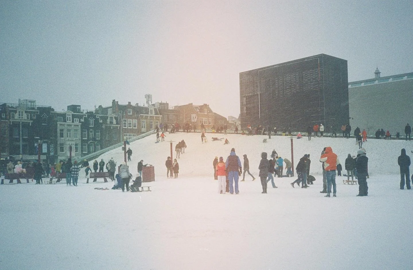 &lsquo;sneeuwpret&rsquo;/&lsquo;snow day&rsquo; ❄️ museumplein, amsterdam, 2021. 
⁣
🎞 expired @kodak ultra 400⁣⁣⁣
🧪 developed &amp; scanned by @fotolabkiekie