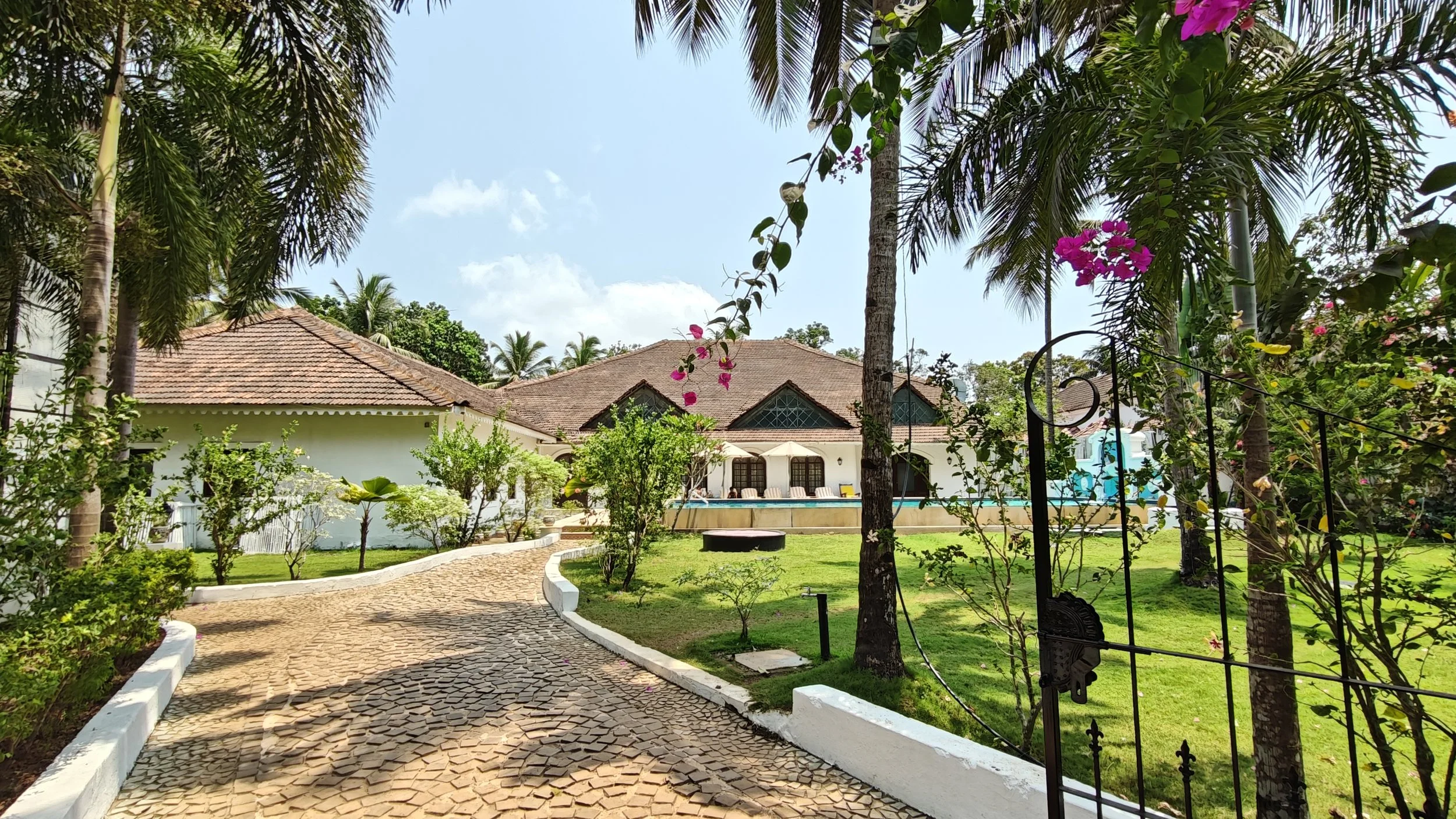 Postcard Cuelim Pathway