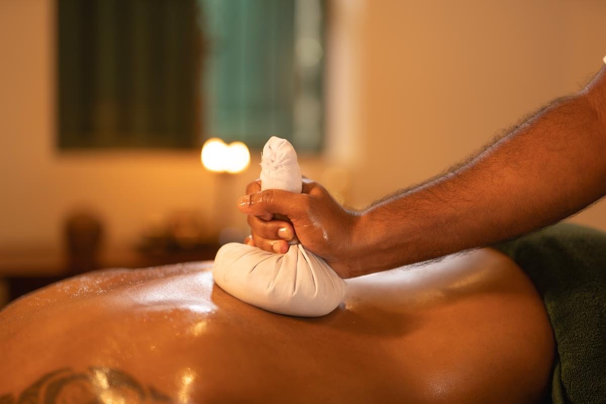 Spa Herbal Compress - Medium.jpg