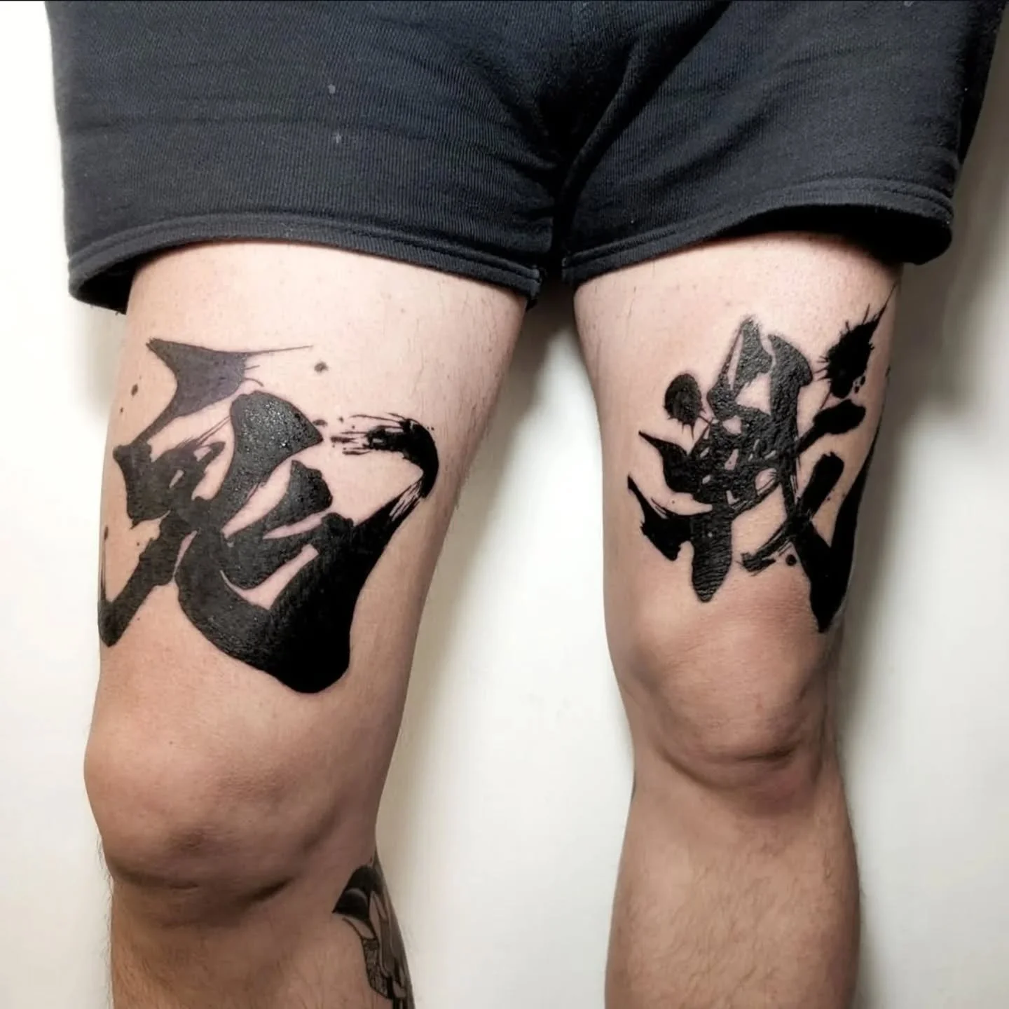 All Calligraphy work by Resident @troonri__ 
For all bookings email : bookings@origintattoolondon.com