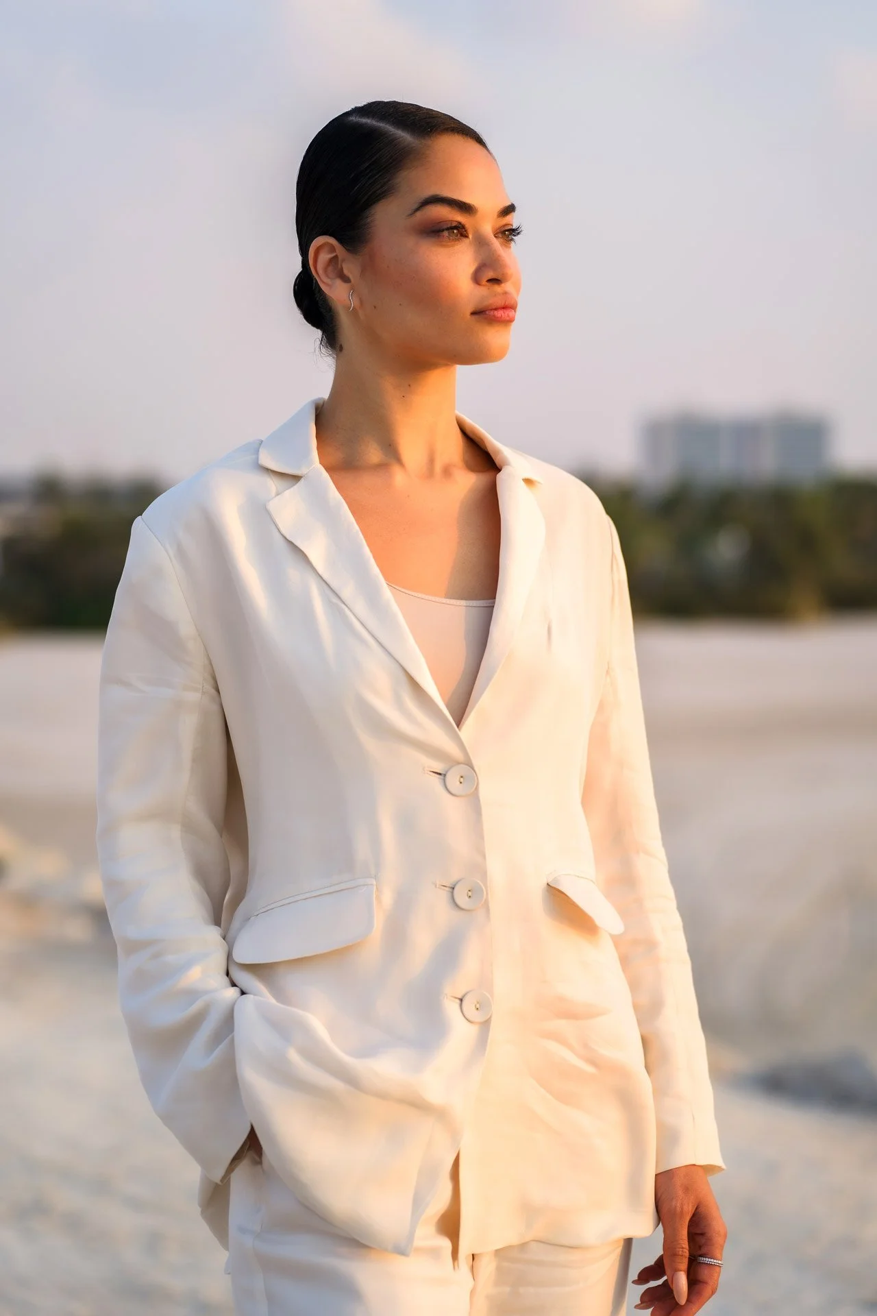 kreative-barn-shanina-shaik-photoshoot-dubai.jpg