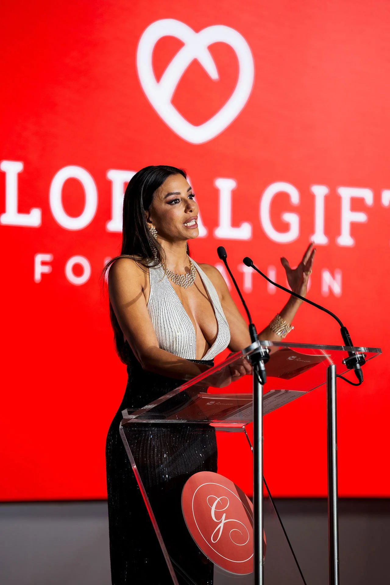 kreative-barn-bini-nandra-photographer-oxfordshire-bicester-cannes-2026-eva-longoria-global-gift-gala-048.jpg