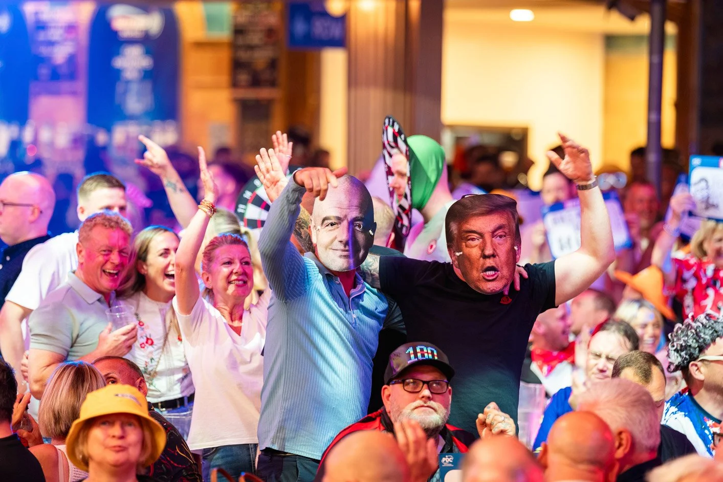 kreativebarn-bini-nandra-oxfordshire-bicester-photography-blackpool-world-matchplay-darts-finals-luke-littler-006.jpg