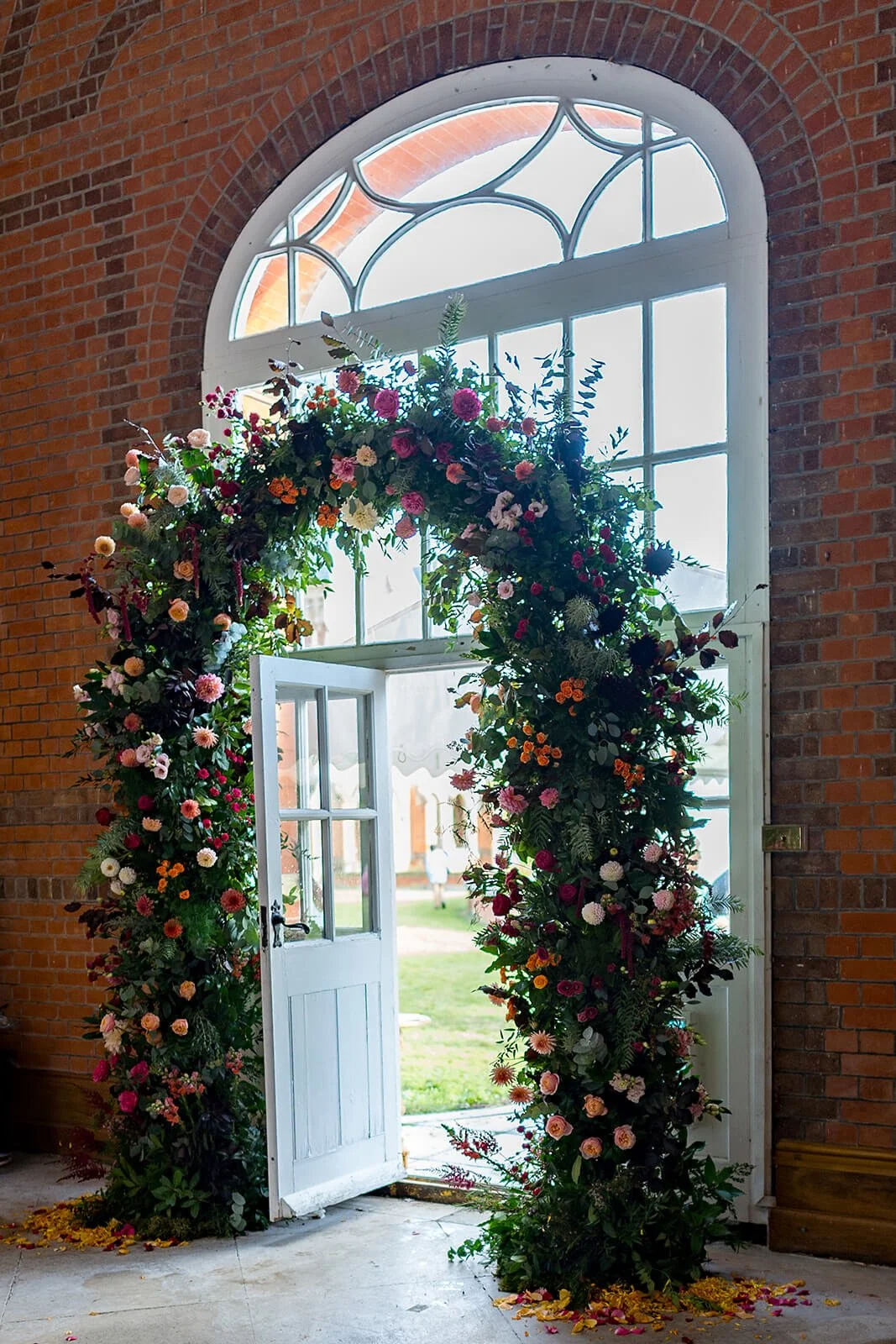 JASMINE_FLOWERS_BRANDING_MINLEY_MANOR_BERTIES_PHOTOGRAPHY-39_websize.jpg
