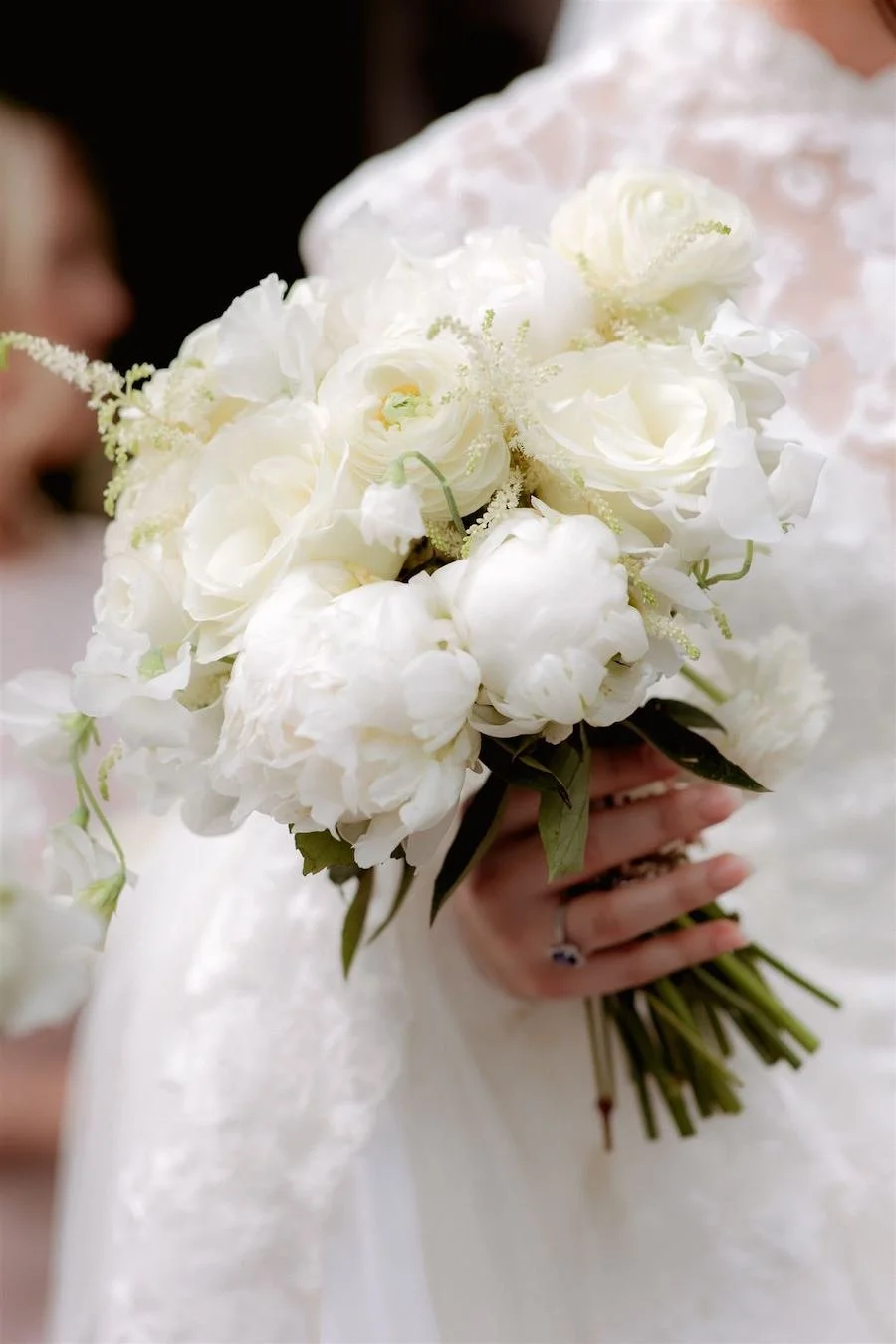 Jasmine-Flowers-Wedding-Florist-Hampshire-Emily-Alex-Paul-and-Nanda-Wedding-Photography-Hampton-Court-House--132-225_websize.jpg