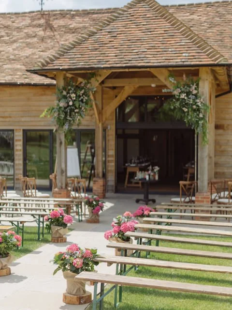 Jasmine-Flowers-Luxury-Wedding-Florist-Somersbury-Barn-Surrey-10.JPG