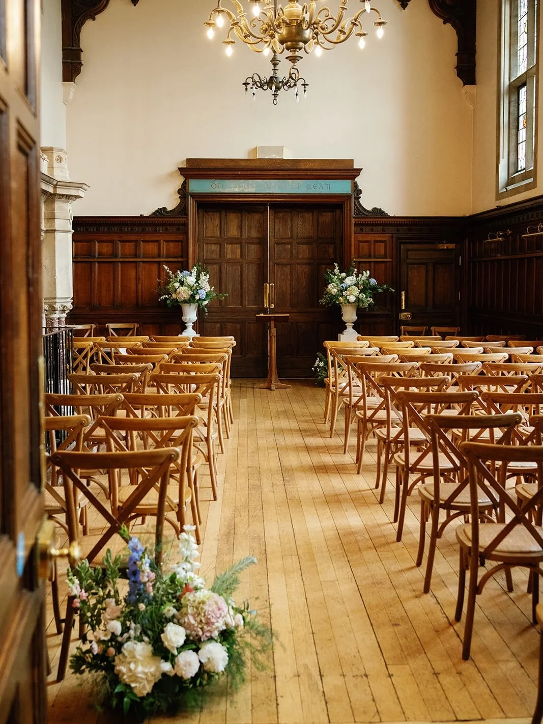 A return to @frenshamhallweddings always feels like a little coming back to something quietly special&hellip;.

Sharing this beautiful wedding from the end of August last year at Frensham Hall Weddings, a venue that holds such a unique balance of gra