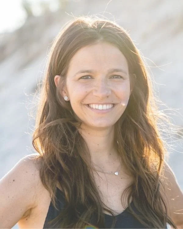headshot of jenn leffell