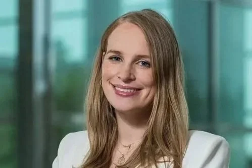 headshot of madeline greenblatt