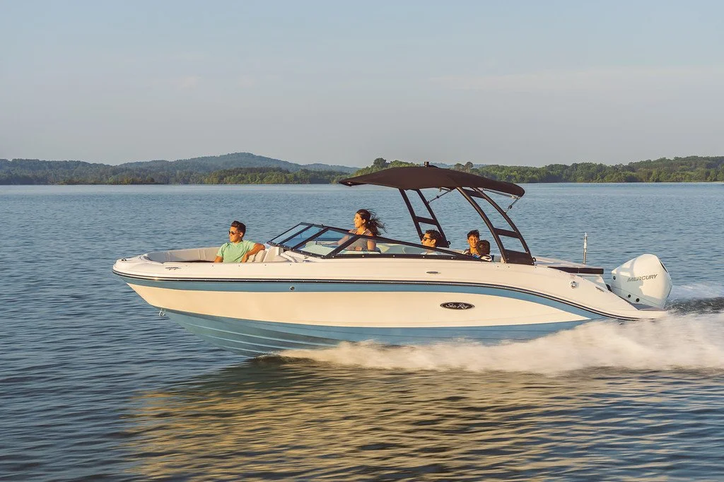 2021-SPX-230-Outboard-SPO230-running-port-bow-three-quarter-08630-XL.jpg