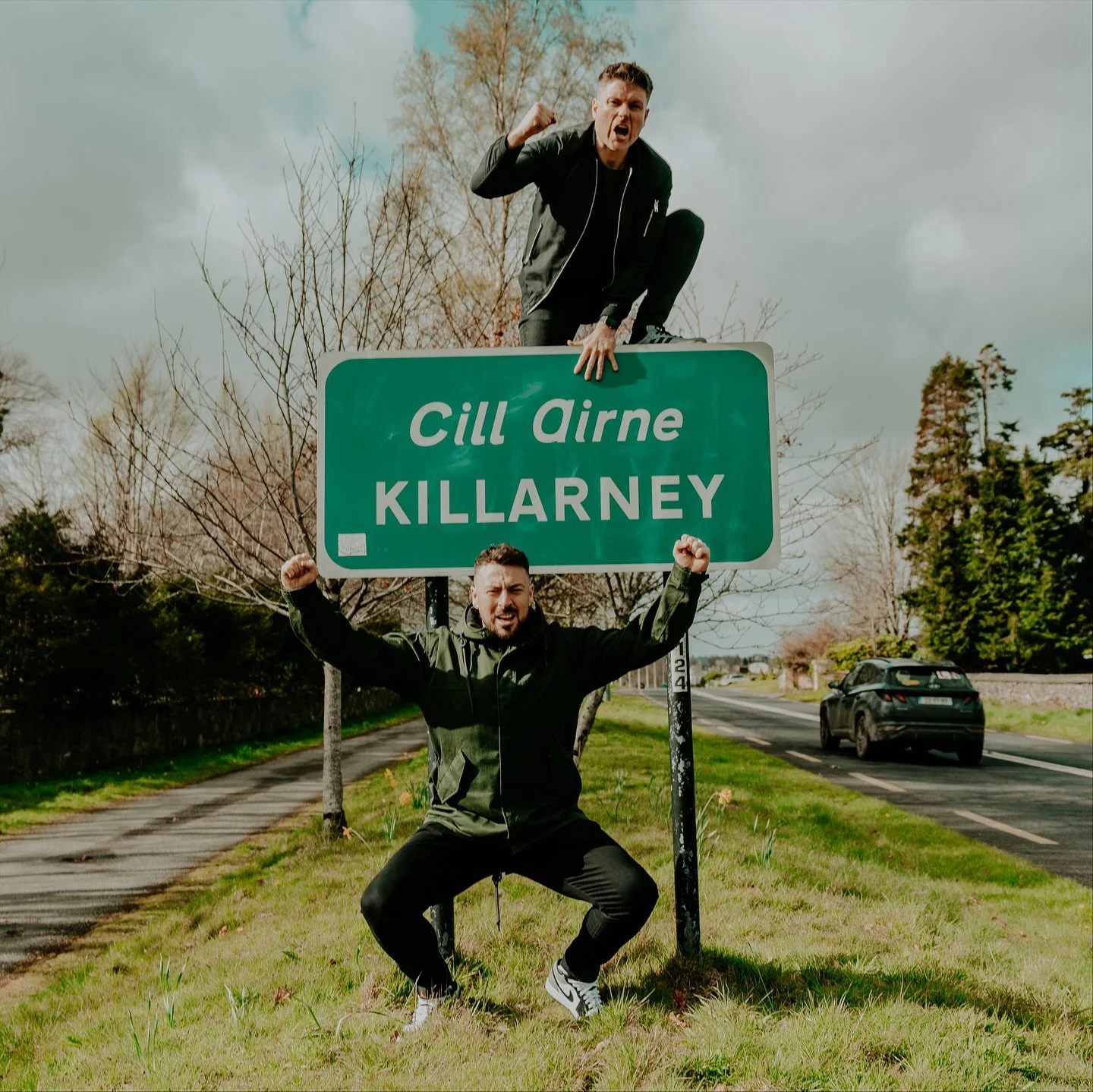 Killarney we&rsquo;ll be down to ye next weekend!!! 
Live in The Gleneagle Arena. October Bank Holiday weekend. Sat 24th, Sun 25th, Mon 26th. 
Last few tickets on ticketmaster now! 
Start the mixer, it&rsquo;s gonna be some weekend. 
@gleneaglearena