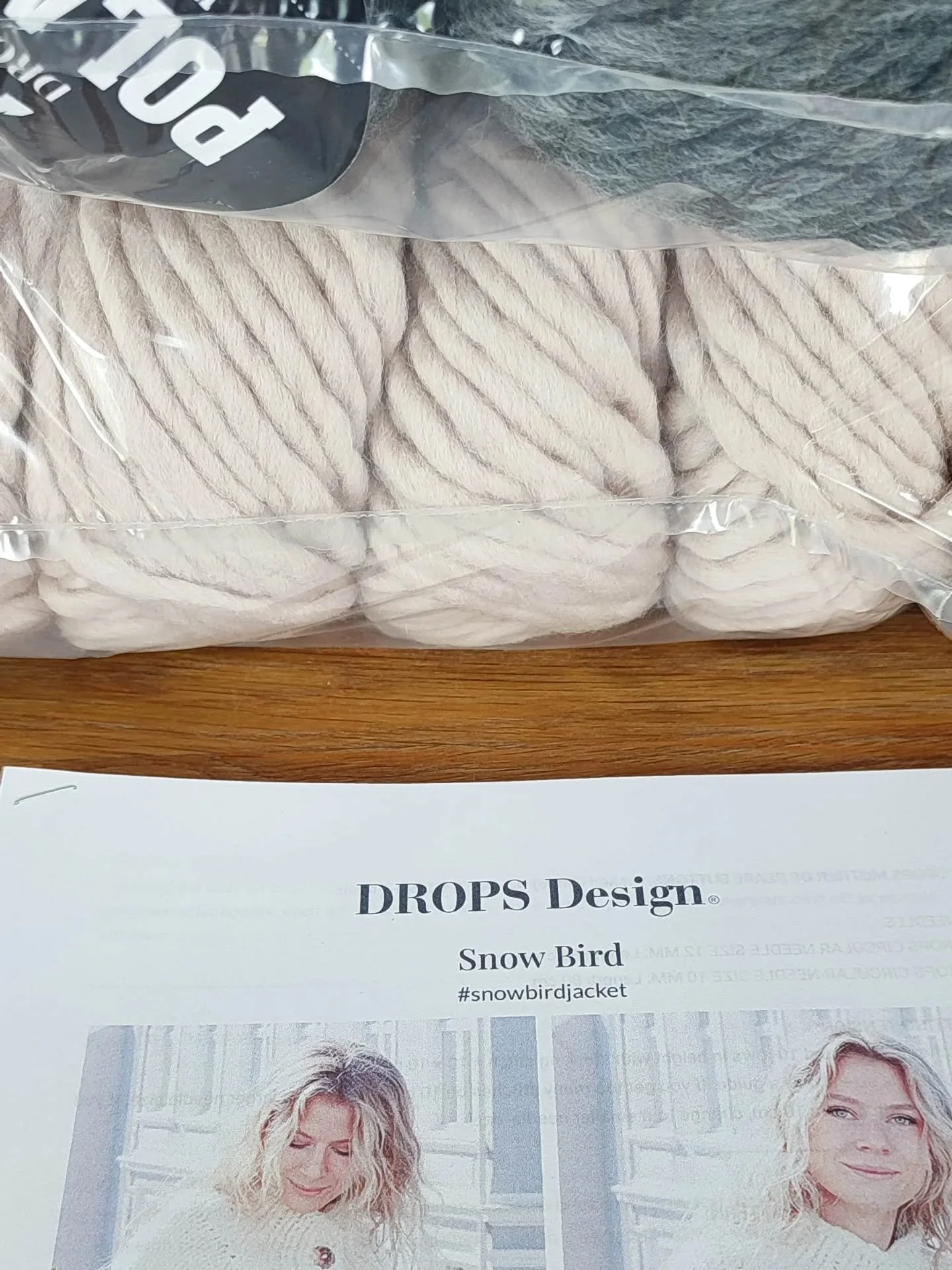 We can include a printed version of any pattern from the DROPS website with your order. Just include the name in the comments when ordering.
#packingorders #knittinglife #irishyarnshop