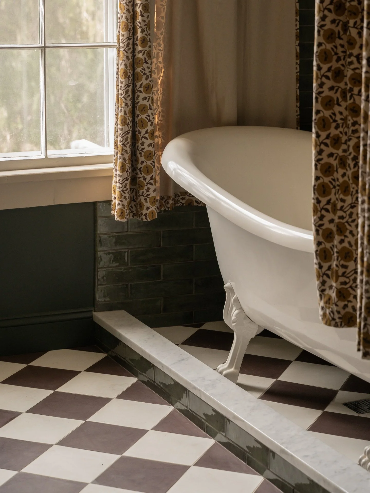 Details | Editorial Photos