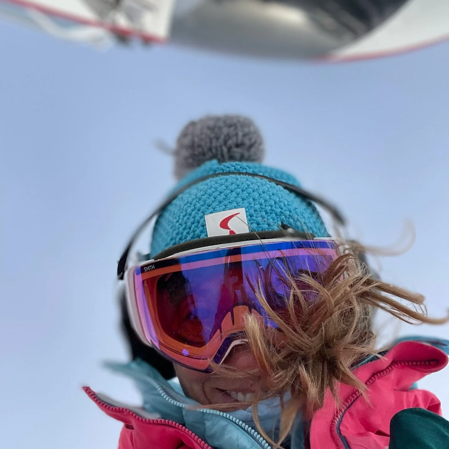 Canadian ski dump 🇨🇦🎿❤️ Amazing few weeks skiing into five million feet with an awesome crew and epic ❄️❄️❄️ @cmh_valemount @cmh_heli
