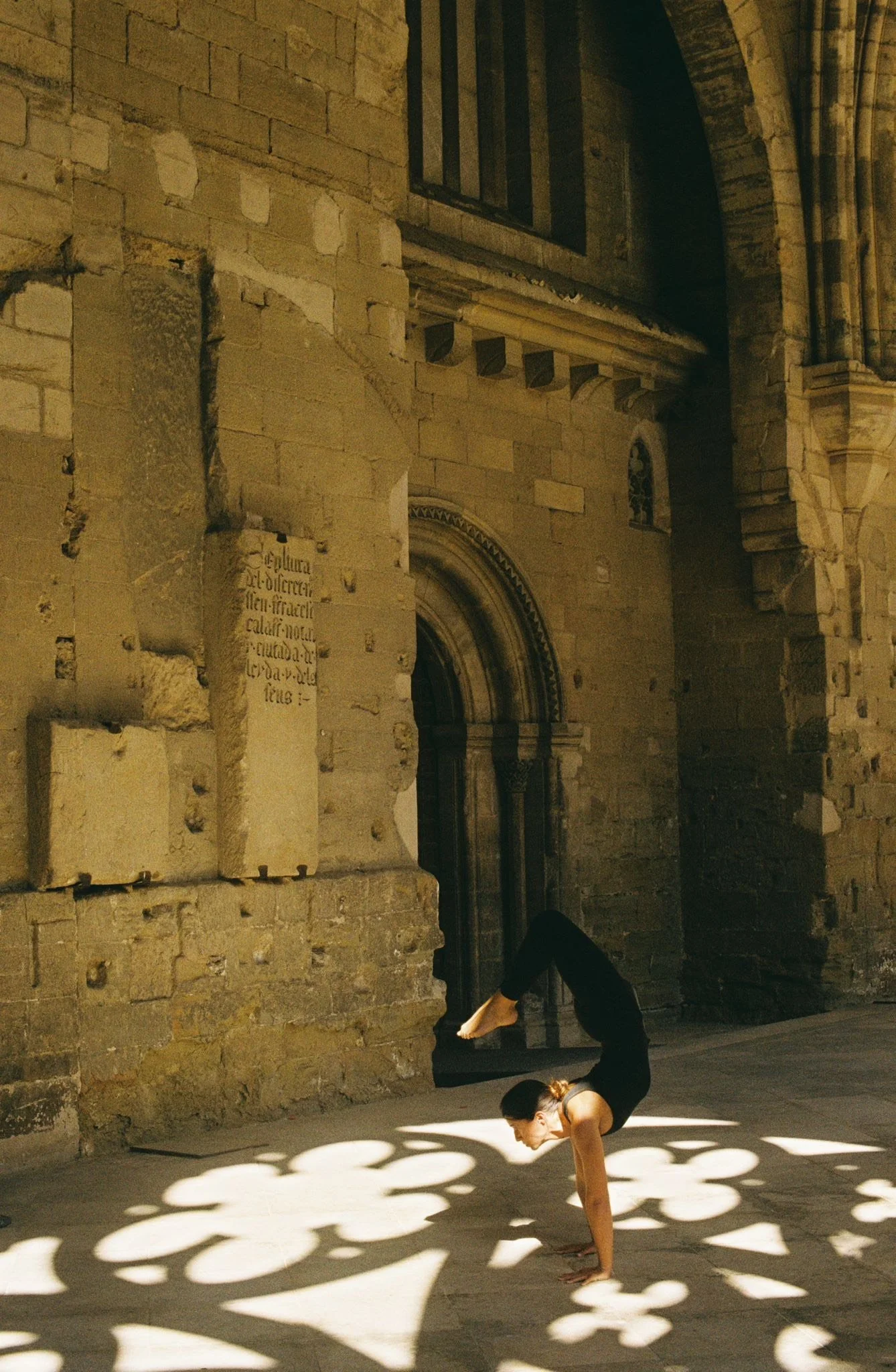Rebeca Recatero Formación 500h Jivamukti Yoga